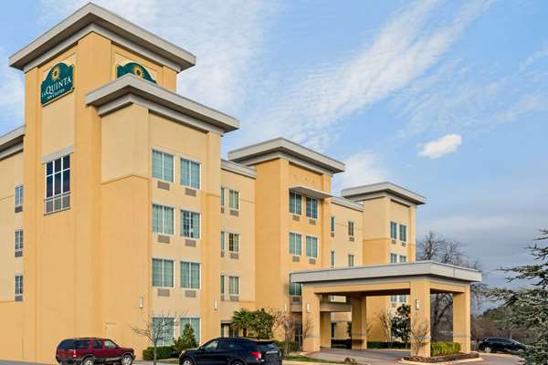 Exterior view - La Quinta Inn & Suites McAlester
