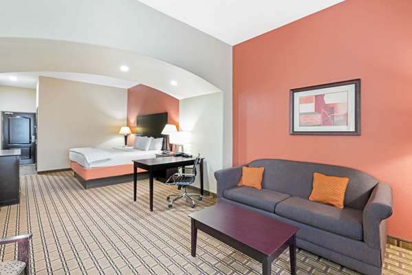 Suite - La Quinta Inn & Suites McAlester