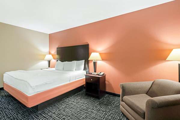  - La Quinta Inn & Suites McAlester