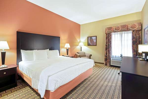  - La Quinta Inn & Suites McAlester