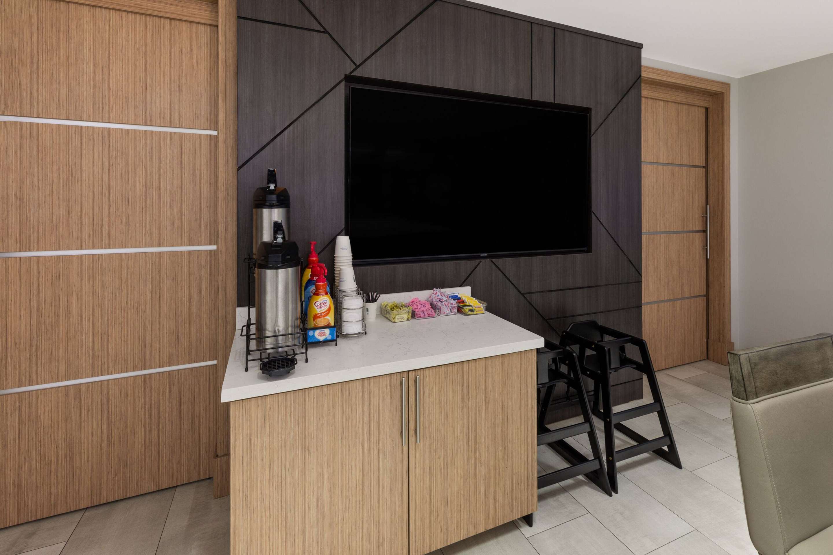 Property amenity | La Quinta Inn & Suites by Wyndham McAlester