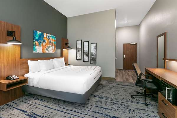  - La Quinta Inn & Suites Jacksonville