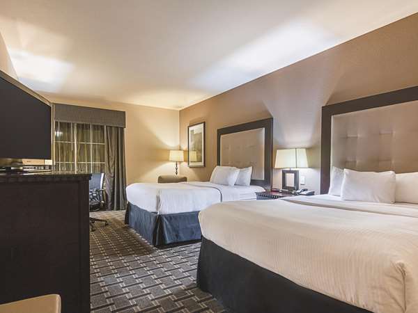  - La Quinta Inn & Suites Mt Pleasant