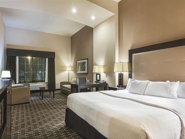  - La Quinta Inn & Suites Mt Pleasant