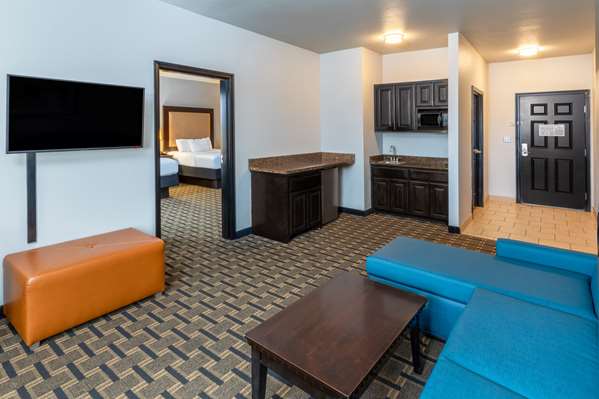  - La Quinta Inn & Suites Mt Pleasant