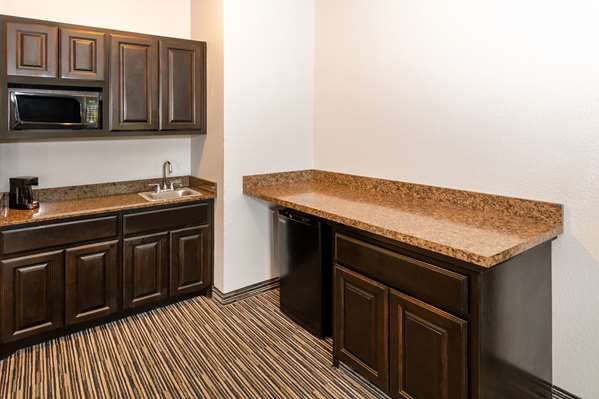  - La Quinta Inn & Suites Mt Pleasant