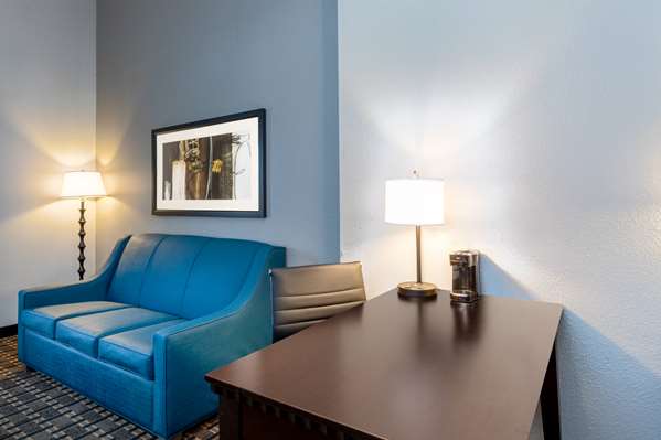  - La Quinta Inn & Suites Mt Pleasant