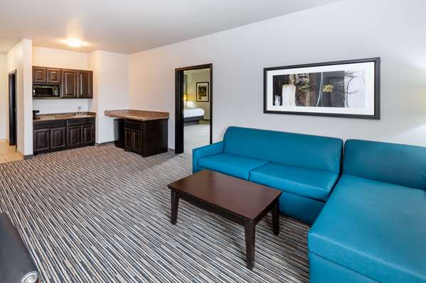  - La Quinta Inn & Suites Mt Pleasant