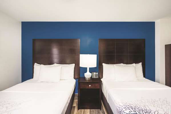  - La Quinta Inn Brooklyn Heights