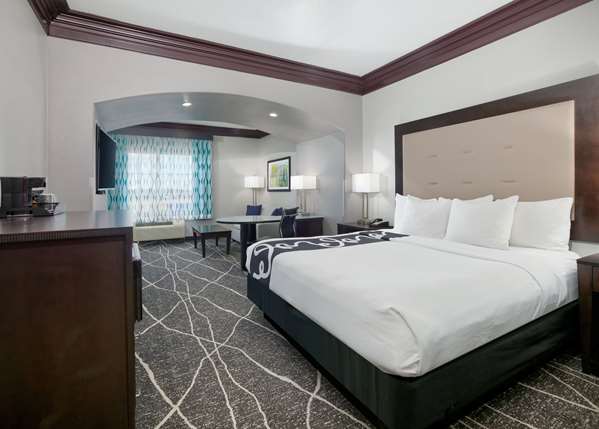 Suite - La Quinta Inn & Suites Bryant - I-30, Exit 123