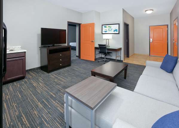 Suite - La Quinta Inn & Suites Bryant - I-30, Exit 123