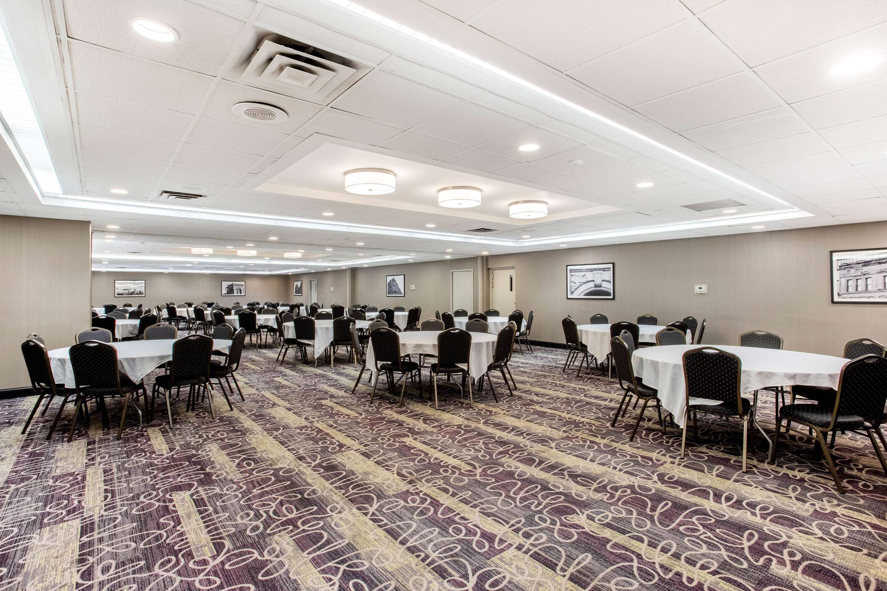 Meeting Room | La Quinta Inn & Suites by Wyndham Indianapolis South