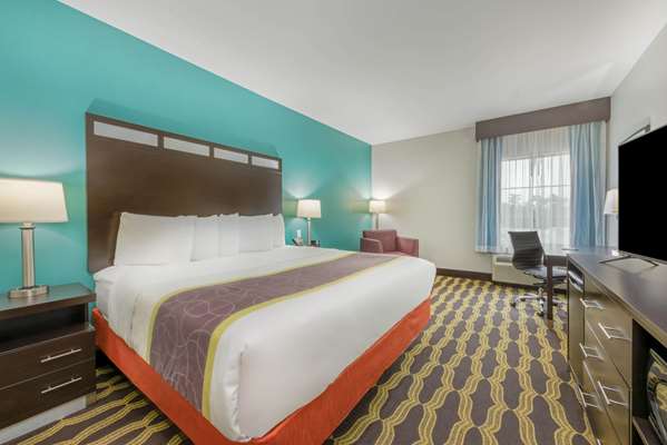  - La Quinta Inn & Suites North Humble