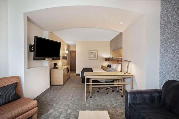 Suite - La Quinta Inn & Suites Austin