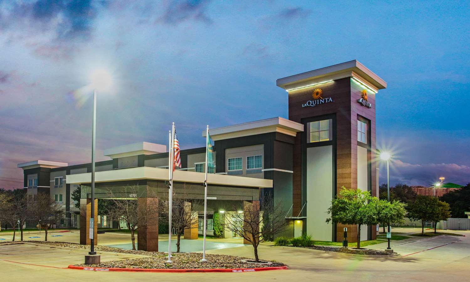 La Quinta Inn & Suites Austin, TX See Discounts