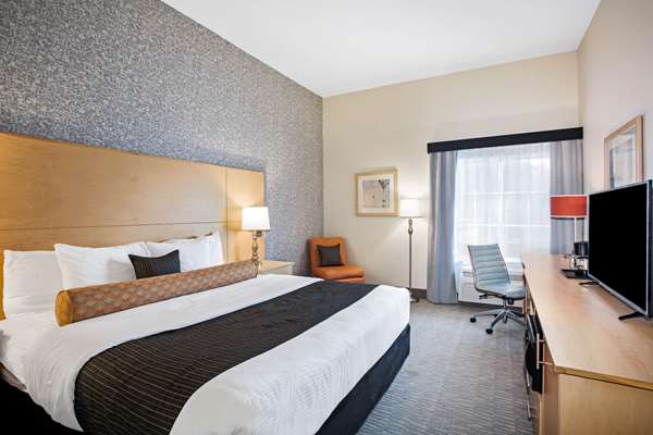  - La Quinta Inn & Suites Austin