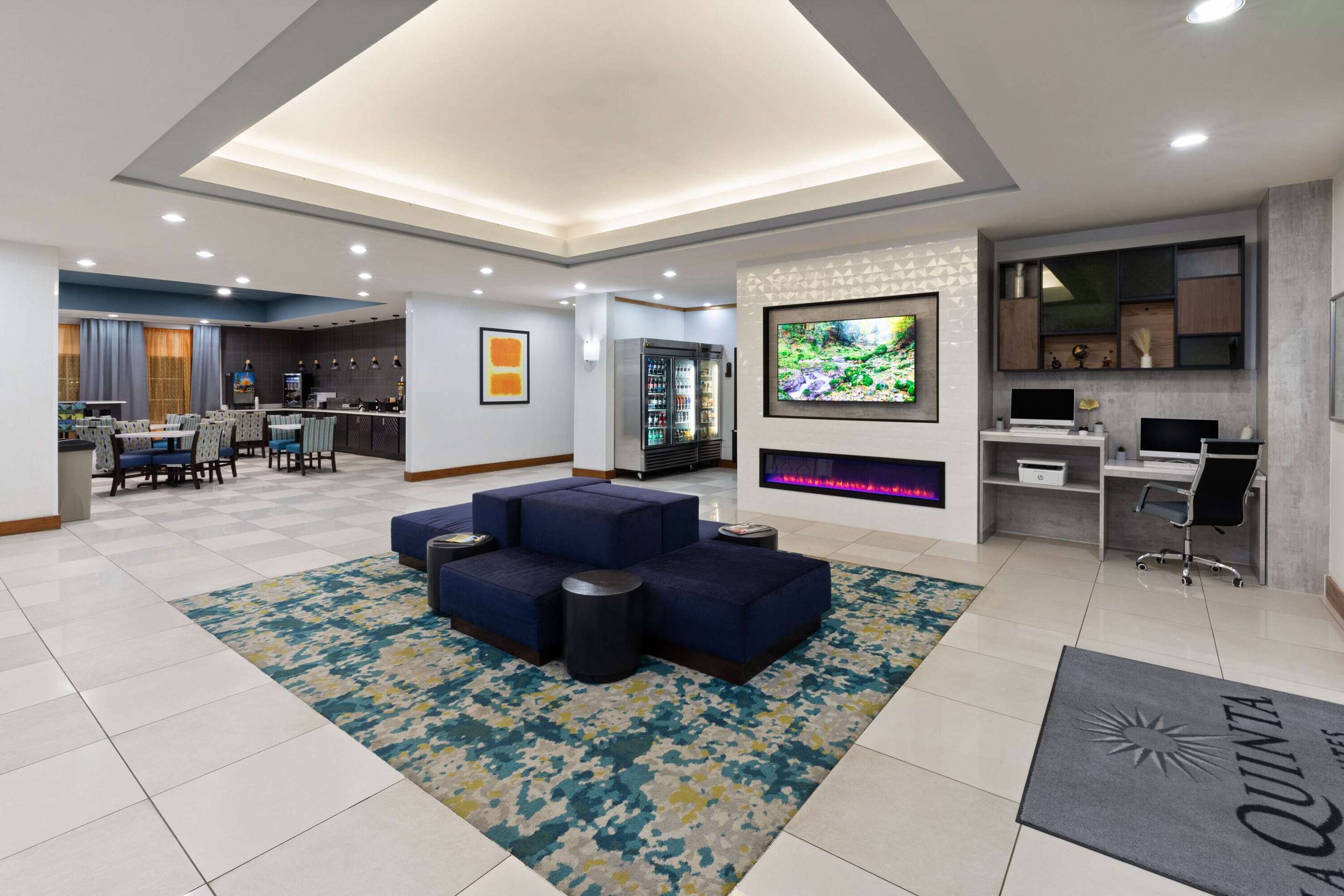 Lobby | La Quinta by Wyndham Austin NW/Lakeline Mall