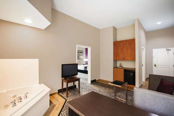 Suite - La Quinta Inn Denham Springs Baton Rouge - I-12, Exit 7