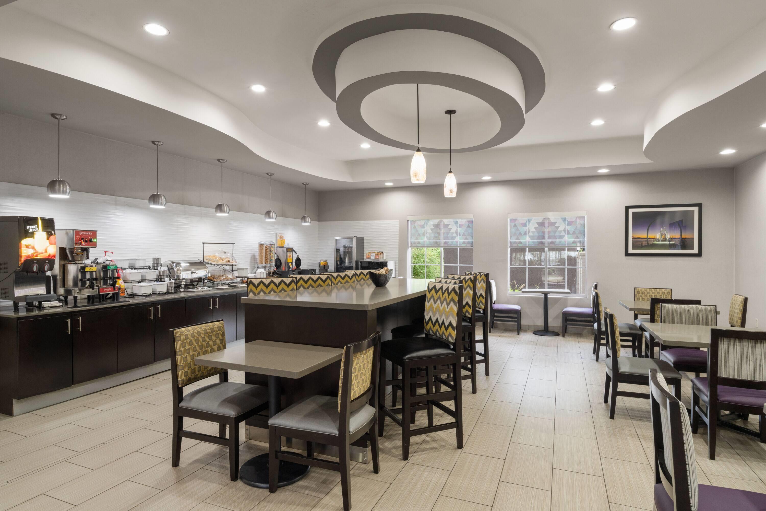 Property amenity | La Quinta Inn & Suites by Wyndham Baton Rouge Denham Springs