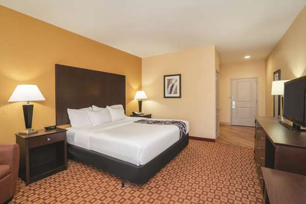  - La Quinta Inn & Suites Verona