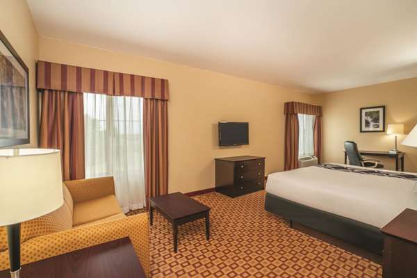  - La Quinta Inn & Suites Verona