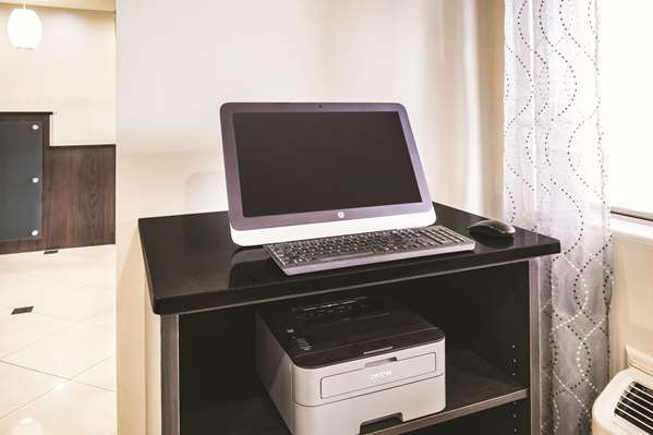 Conference Area - La Quinta Inn & Suites Evansville - I-69, Exit 7