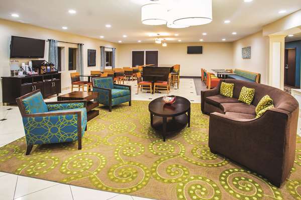  - La Quinta Inn & Suites Evansville - I-69, Exit 7
