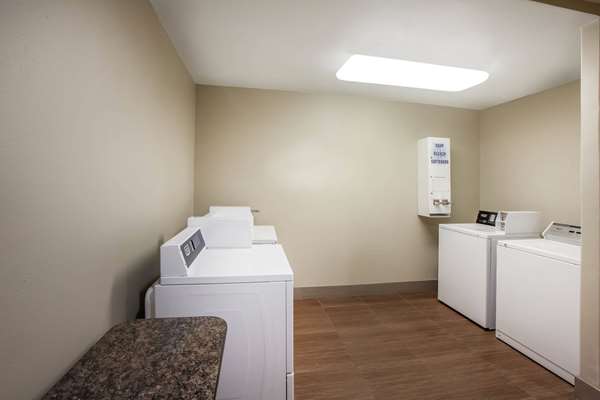 Amenities - La Quinta Inn & Suites Odessa