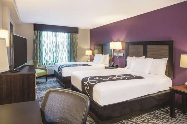  - La Quinta Inn & Suites Clearwater