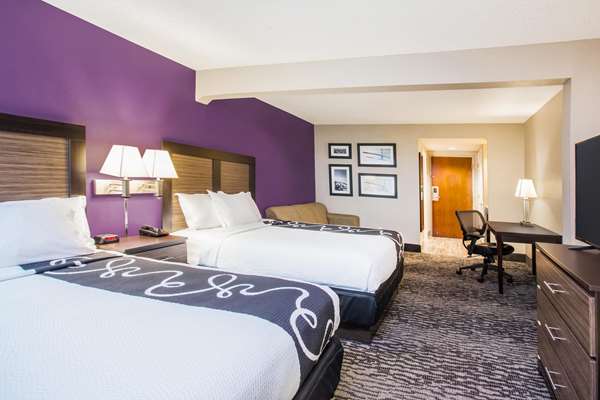  - La Quinta Inn & Suites Clearwater