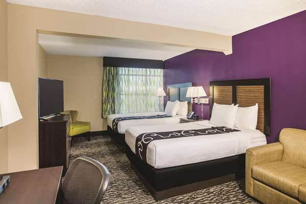  - La Quinta Inn & Suites Clearwater