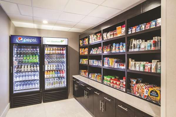  - La Quinta Inn & Suites Clearwater