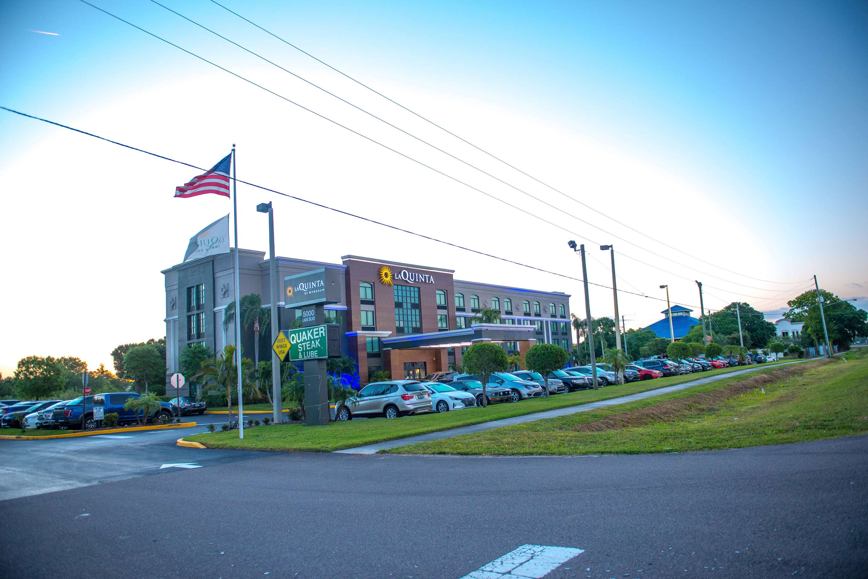 Exterior | La Quinta Inn & Suites by Wyndham Clearwater South