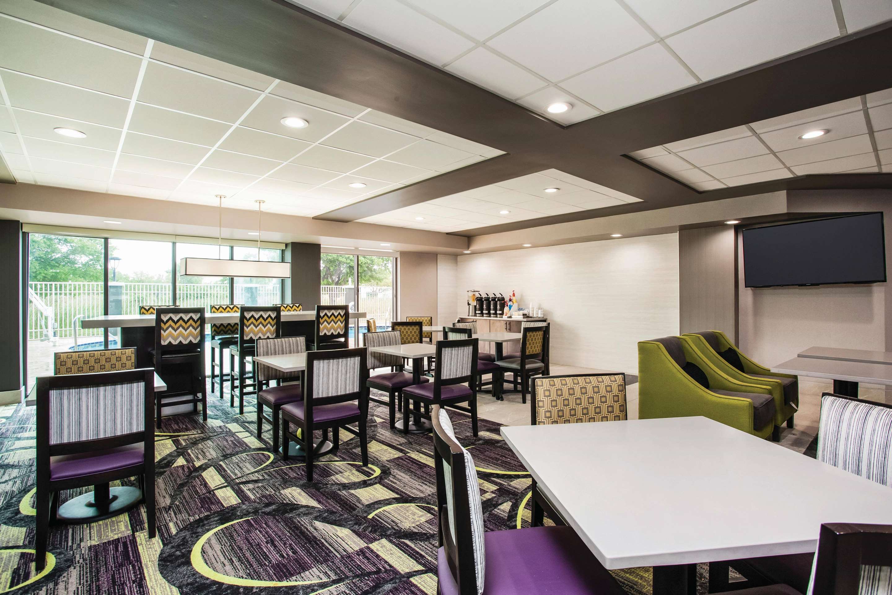 Property amenity | La Quinta Inn & Suites by Wyndham Clearwater South