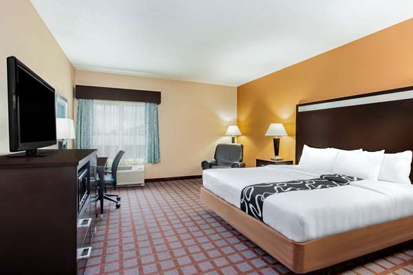  - La Quinta Inn & Suites Airport Plainfield - I-70, Exit 66