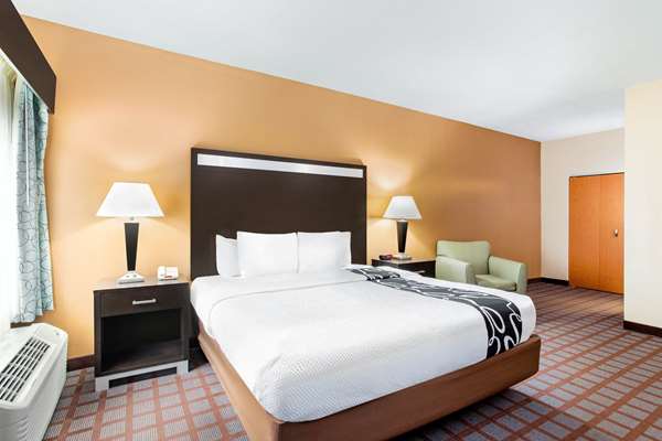 Suite - La Quinta Inn & Suites Airport Plainfield - I-70, Exit 66