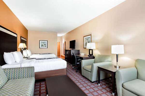 Suite - La Quinta Inn & Suites Airport Plainfield - I-70, Exit 66