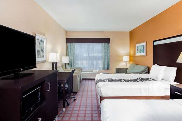 Suite - La Quinta Inn & Suites Airport Plainfield - I-70, Exit 66