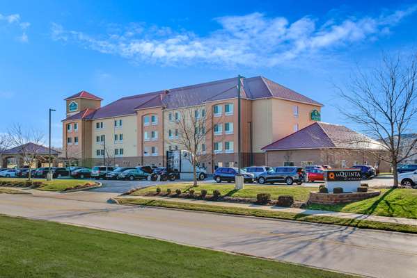 Exterior view - La Quinta Inn & Suites Airport Plainfield - I-70, Exit 66