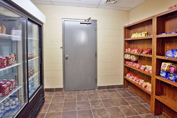  - La Quinta Inn & Suites Memphis - I-240, Exit 24