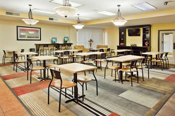  - La Quinta Inn & Suites Memphis - I-240, Exit 24