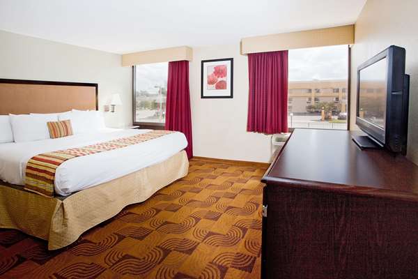 Suite - La Quinta Inn & Suites Memphis - I-240, Exit 24
