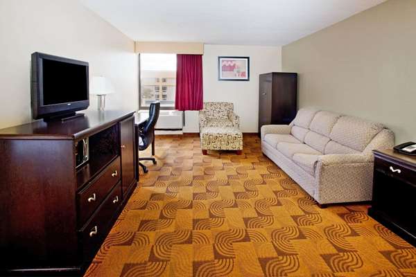 Suite - La Quinta Inn & Suites Memphis - I-240, Exit 24