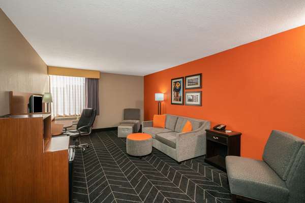 Suite - La Quinta Inn & Suites Memphis - I-240, Exit 24