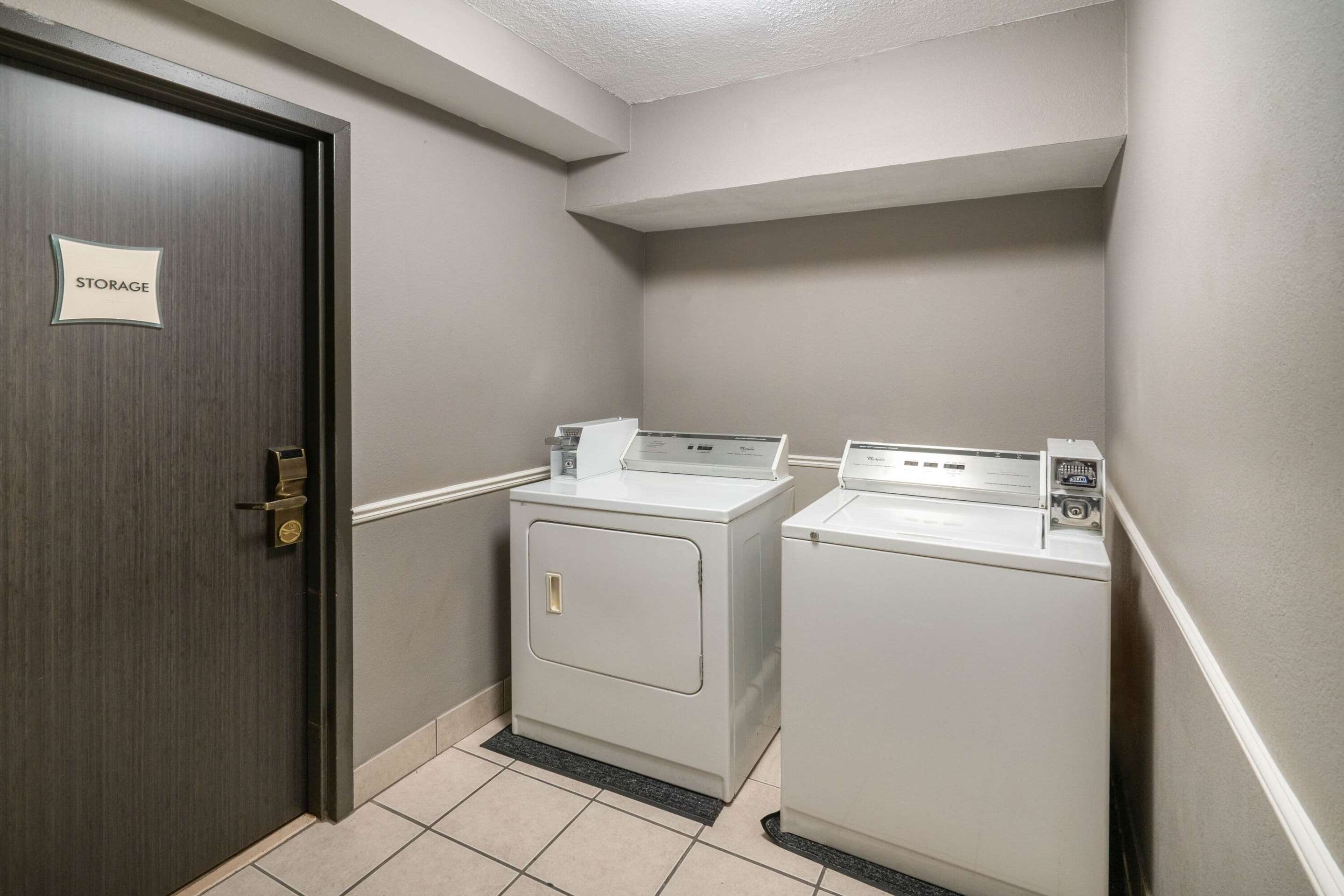 Laundry | La Quinta Inn & Suites by Wyndham Memphis Airport Graceland