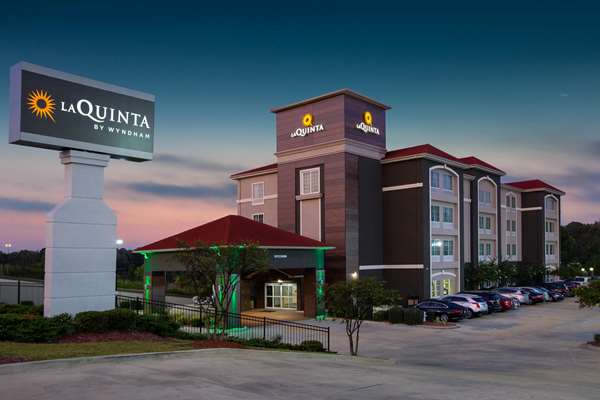 Exterior view - La Quinta Inn & Suites Tupelo - I-22, Exit 86