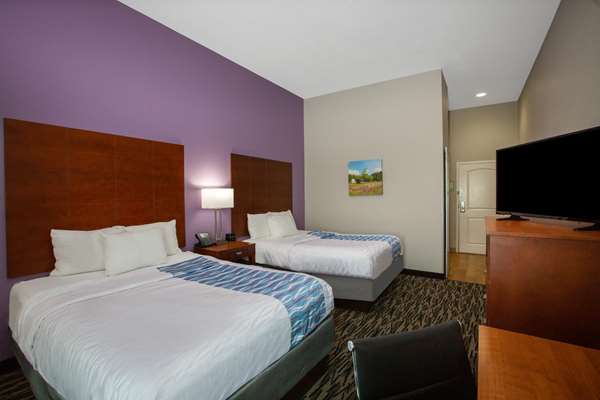  - La Quinta Inn & Suites Tupelo - I-22, Exit 86