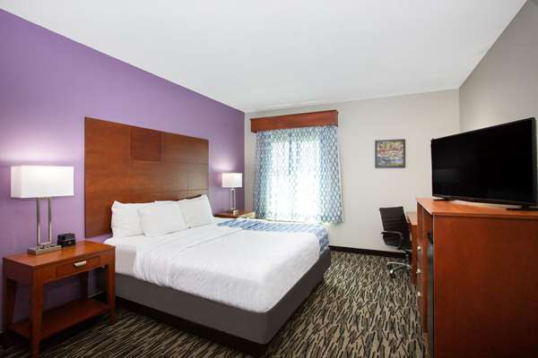 Suite - La Quinta Inn & Suites Tupelo - I-22, Exit 86