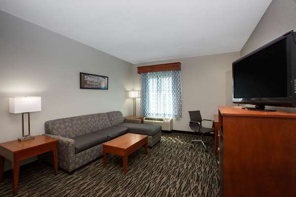 Suite - La Quinta Inn & Suites Tupelo - I-22, Exit 86