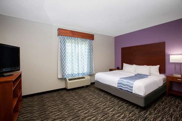 Suite - La Quinta Inn & Suites Tupelo - I-22, Exit 86